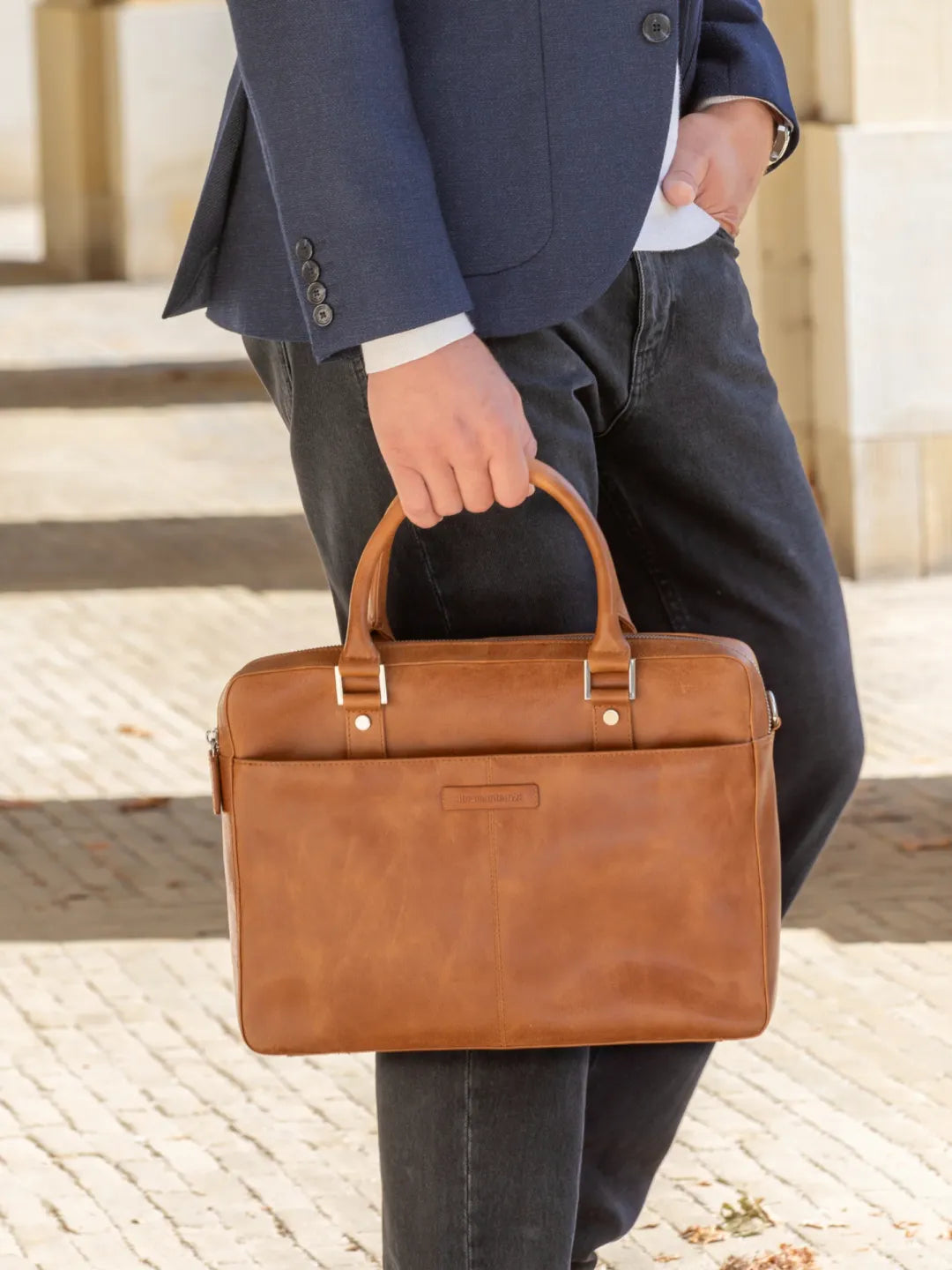 Rosenborg - 14” - Tan